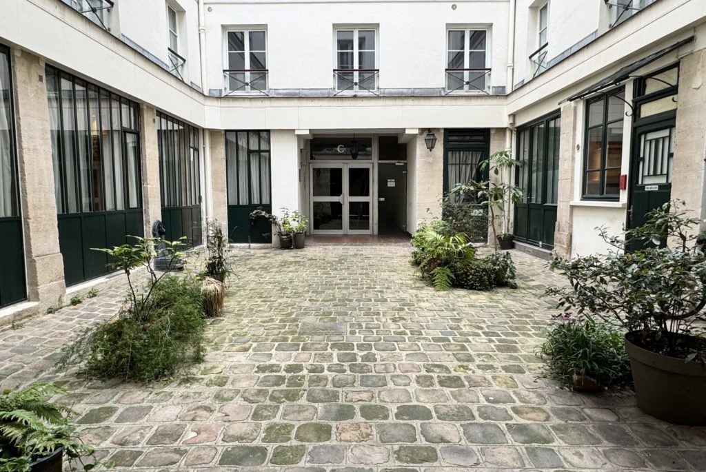 appartement-2pieces-75010-a-Paris-110077-272689422564