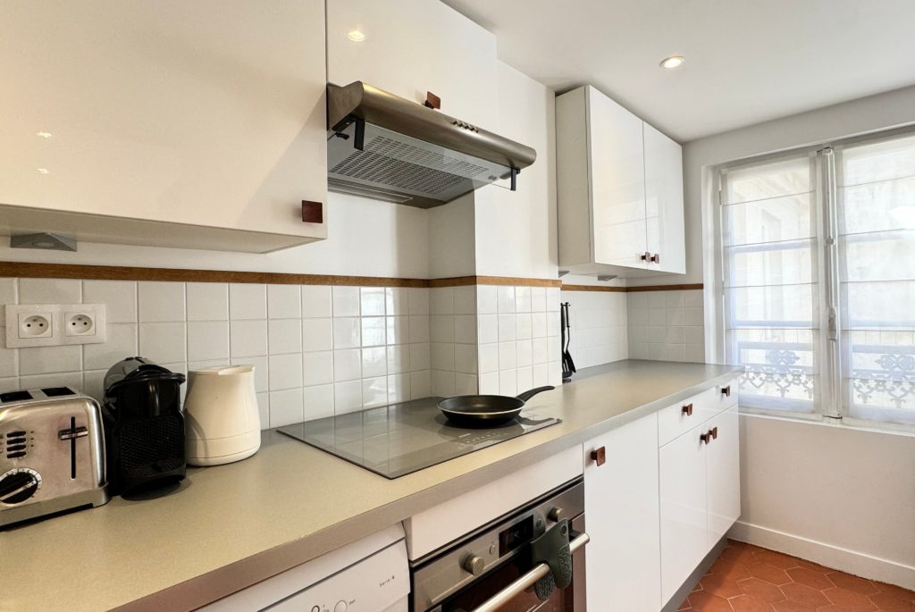 appartement-2pieces-75004-a-Paris-104166-274574511333