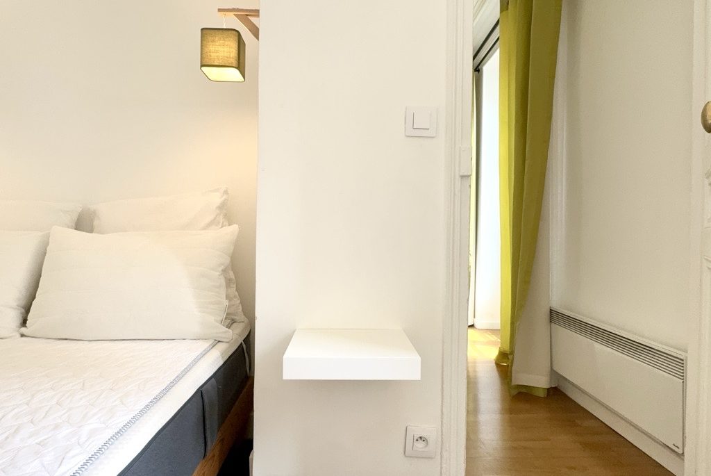 Location Appartement Meublé - 2 pièces - 35 m² - Quartier Latin - Saint Germain de Prés - Odéon - 75005 Paris - 105226-30