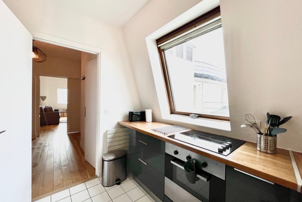 Location Appartement Meublé - 53.07 m² - 2 pièces - 75008 Paris - 108283 - 369875163373