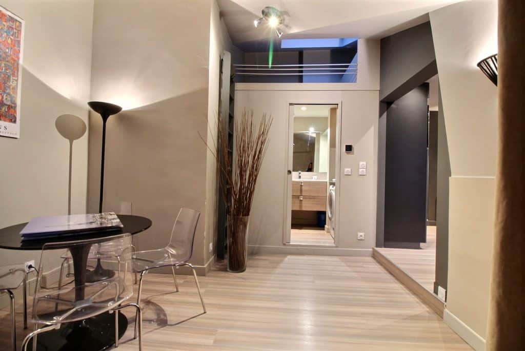 Location Appartement Meublé - 2 pièces - 42 m² - Elysées - Madeleine - 75008 Paris - 108055