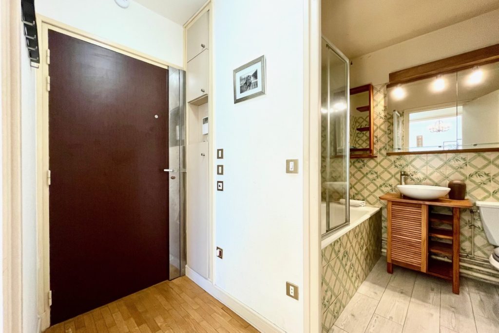 Location Appartement Meublé - 31.72 m² - 1 pièces - 75003 Paris - S03021 - 391477031106