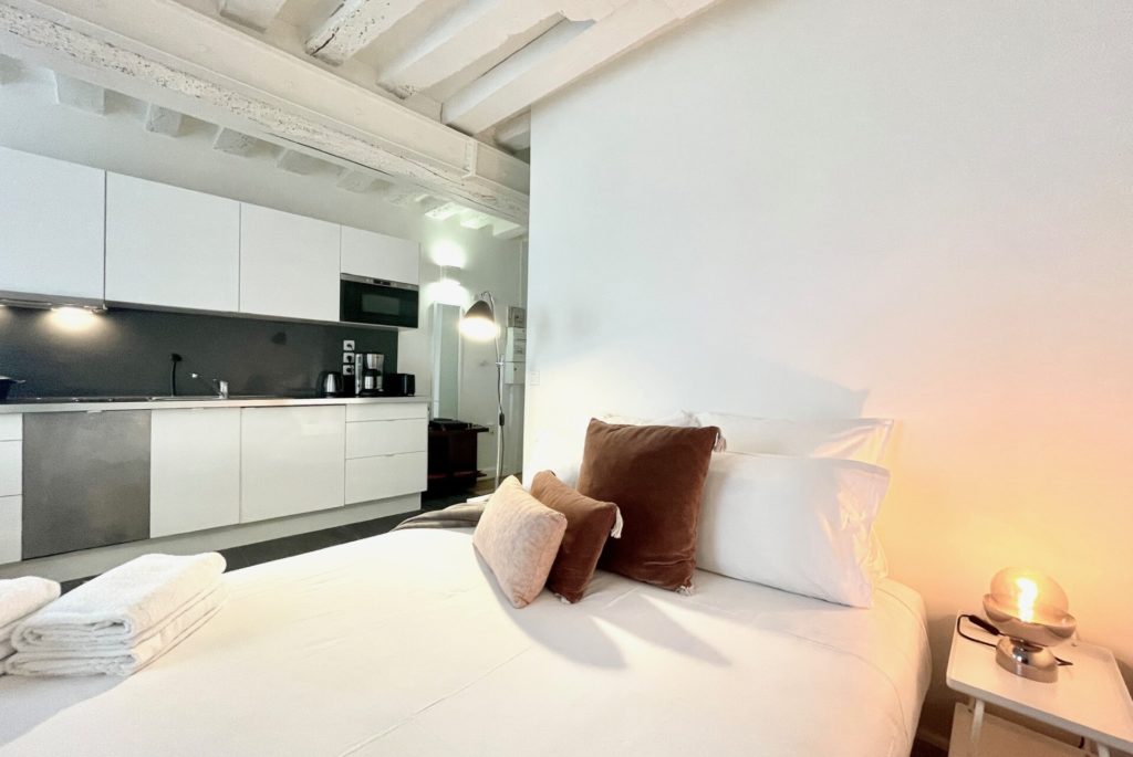 Location Appartement Meublé - 22.70 m² - 1 pièces - 75003 Paris - S03423 - 419822021825