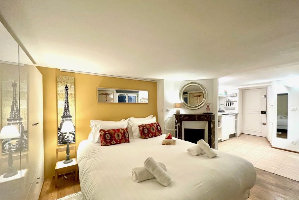 Location Appartement Meublé - 18.9 m² - 1 pièces - 75004 Paris - S04389 - 440638262499