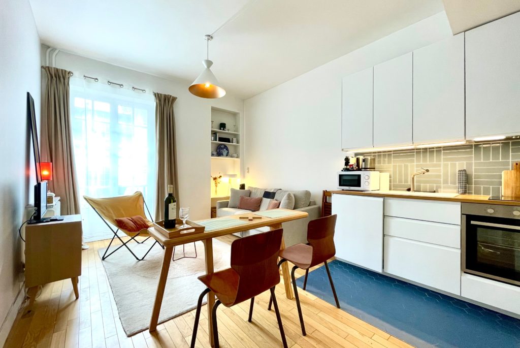 Location Appartement Meublé - 21.00 m² - 1 pièces - 75004 Paris - S04461 - 385941380330