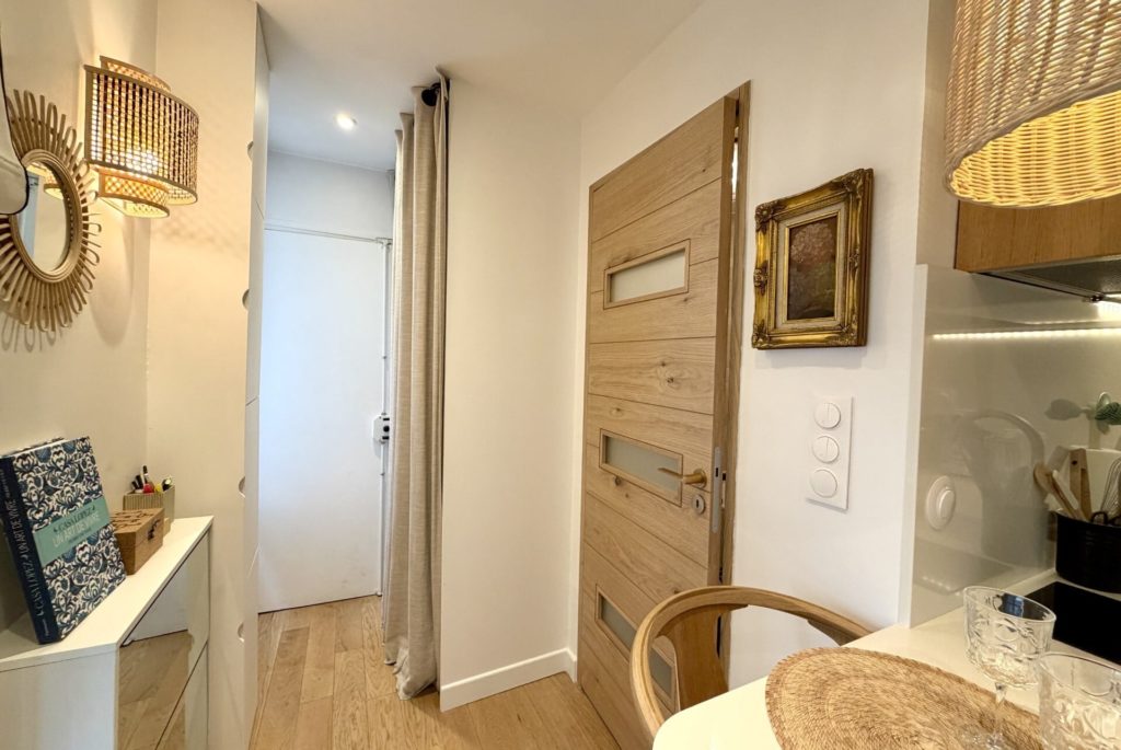 Location Appartement Meublé - 18.2 m² - 1 pièces - 75014 Paris - S14256 - 441957383394