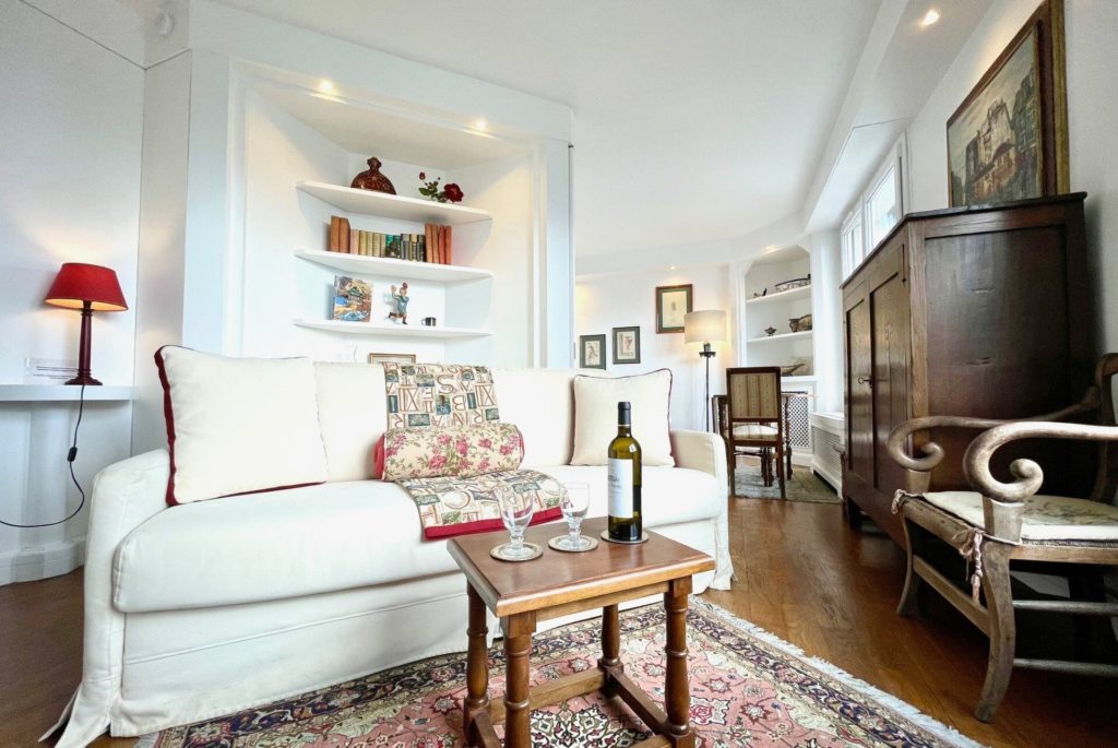 Location Appartement Meublé - 49.8 m² - 1 pièces - 75016 Paris - S16007 - 383902701800