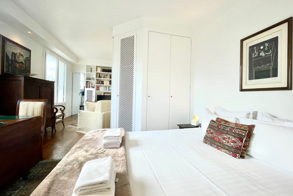 Location Appartement Meublé - 49.8 m² - 1 pièces - 75016 Paris - S16007 - 383911808247