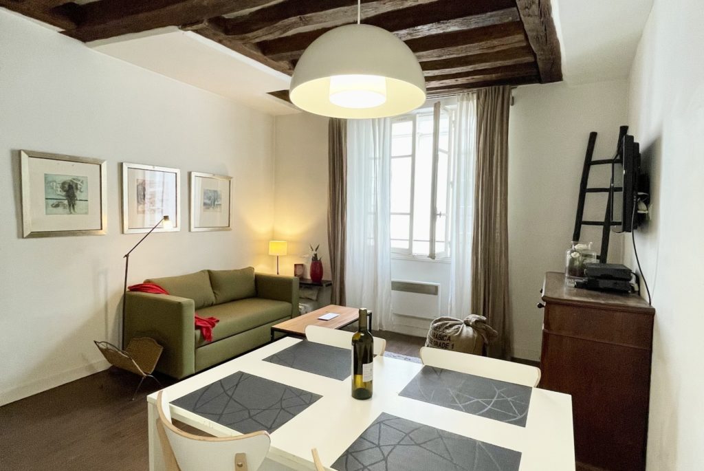 Location Appartement Meublé - 2 pièces - 36 m² - Louvre - Palais Royal - 75001 Paris - 101184