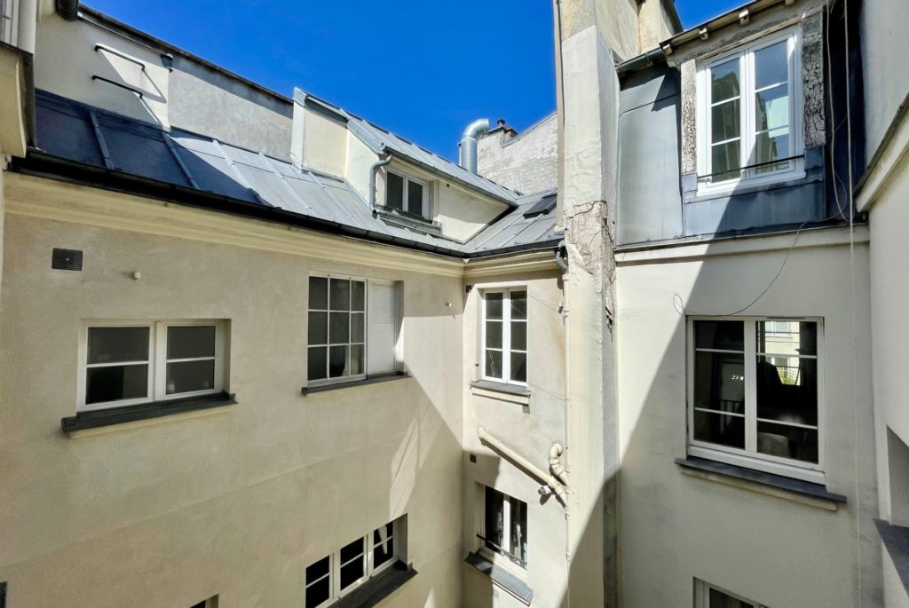 Location Appartement Meublé - 2 pièces - 50 m² - Châtelet - Les Halles - 75001 Paris - 101424-23