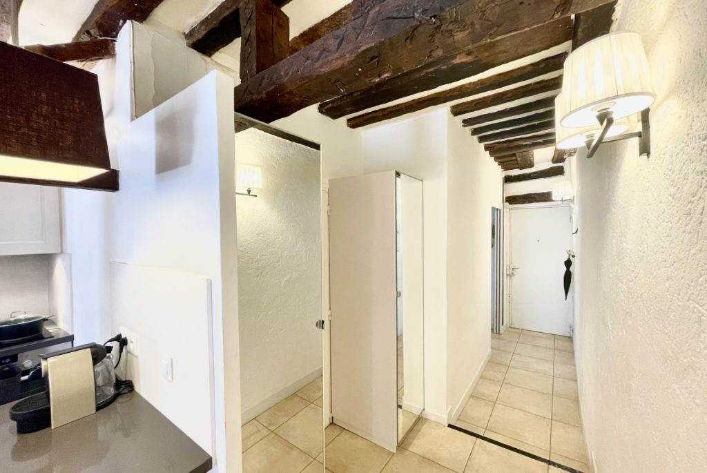 Location Appartement Meublé - 2 pièces - 50 m² - Châtelet - Les Halles - 75001 Paris - 101424-26