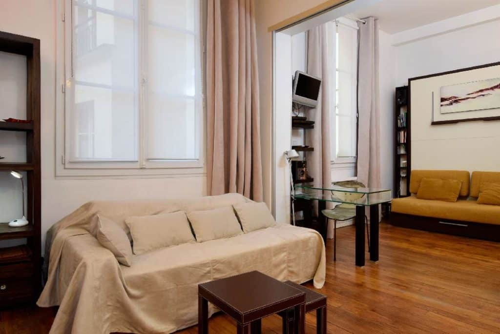 Location Appartement Meublé - 2 pièces - 36m² - Louvre - Palais Royal- 75001 Paris -101074