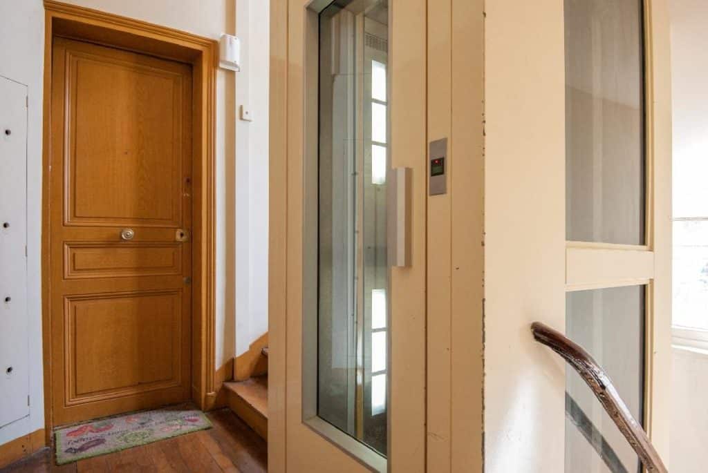 Location Appartement Meublé - 2 pièces - 34 m² - Châtelet - Les Halles - 75001 Paris - 101202-19