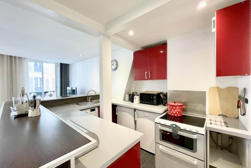 Location Appartement Meublé - 2 pièces - 35 m² - Montorgueil - 75002 Paris - 102002-12