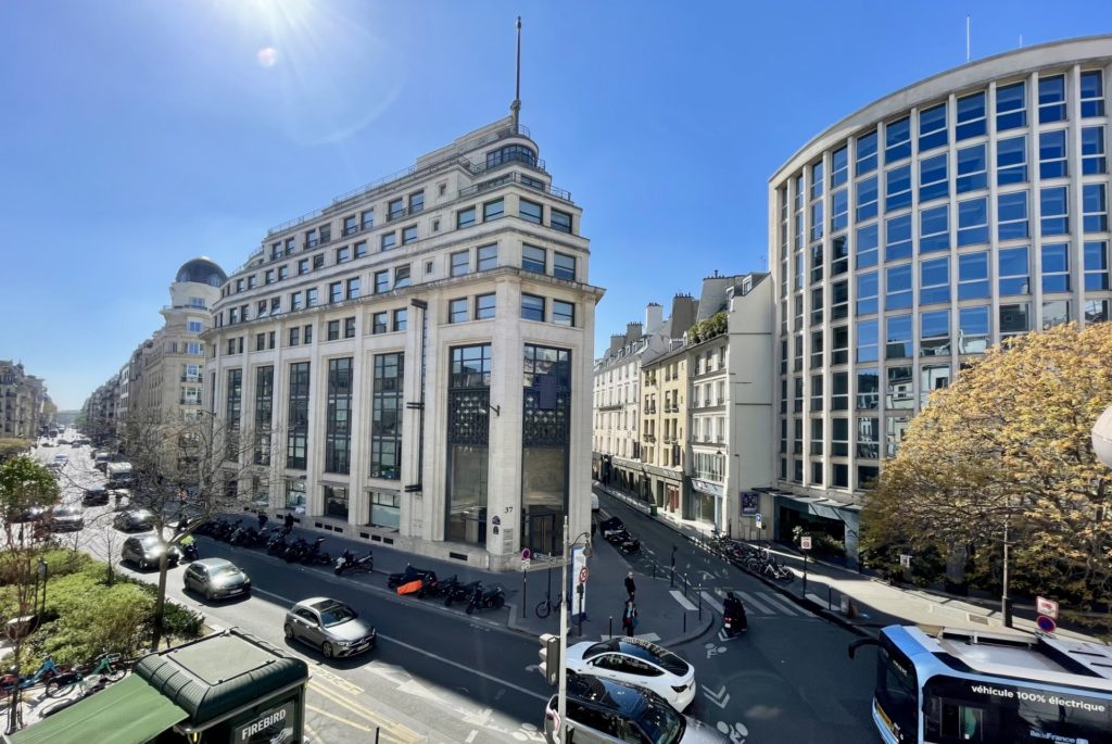 Location Appartement Meublé - 2 pièces - 46 m² - Montorgueil - 75002 Paris - 102067-25
