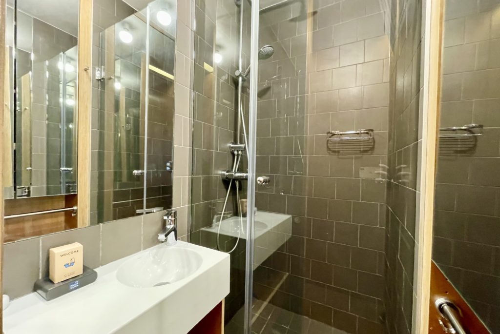 Location Appartement Meublé - 2 pièces - 46 m² - Montorgueil - 75002 Paris - 102067-18