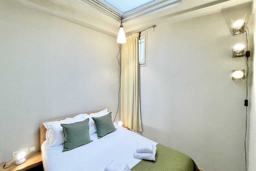 Location Appartement Meublé - 2 pièces - 46 m² - Montorgueil - 75002 Paris - 102067-23