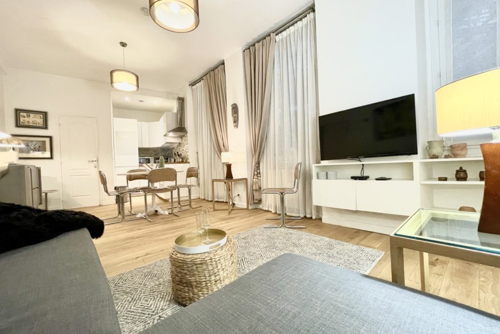 Location Appartement Meublé - 2 pièces - 36 m² - Sentier - Bonne Nouvelle - 75002 Paris - 102227-1