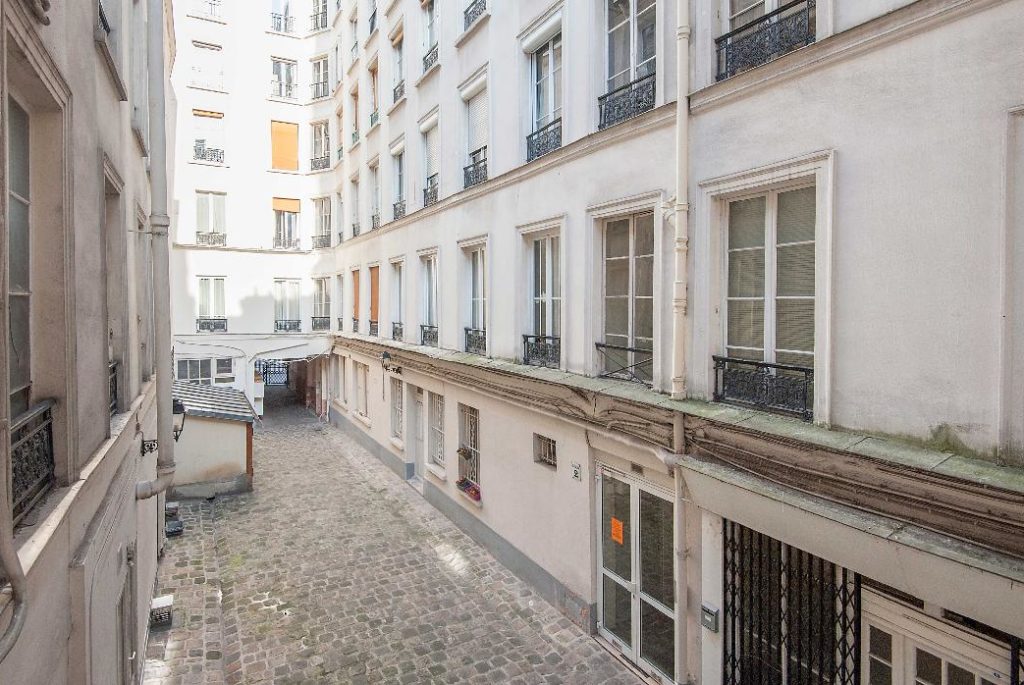 Location Appartement Meublé - 2 pièces - 38m² - Montorgueil- 75002 Paris -102096-17