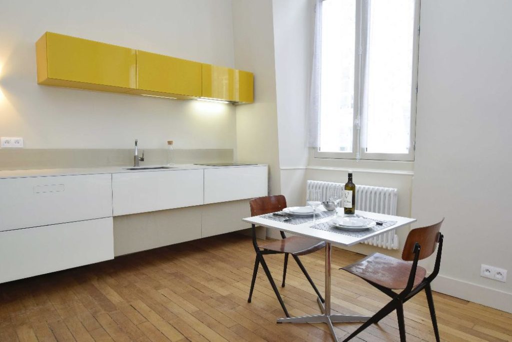 Location Appartement Meublé - 2 pièces - 45 m² - Montorgueil - 75002 Paris - 102198-11