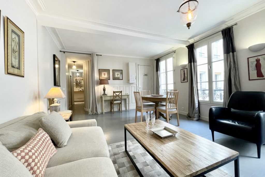 Location Appartement Meublé - 2 pièces - 52 m² - Arts et Metiers - Beaubourg - 75003 Paris - 103487
