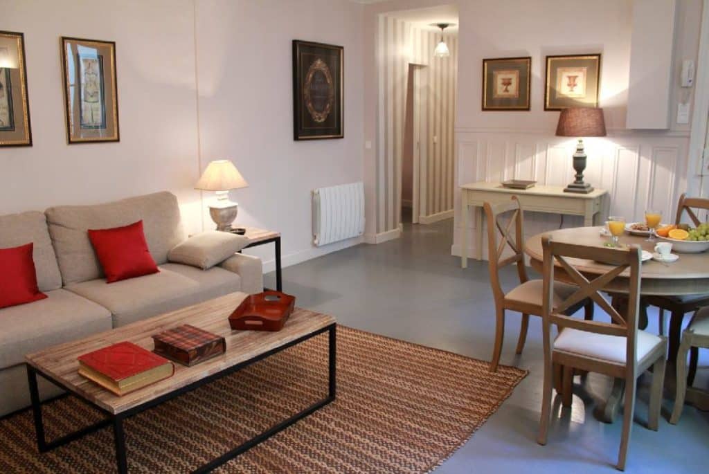 Location Appartement Meublé - 2 pièces - 50m² - Arts et Metiers - Beaubourg- 75003 Paris -103487