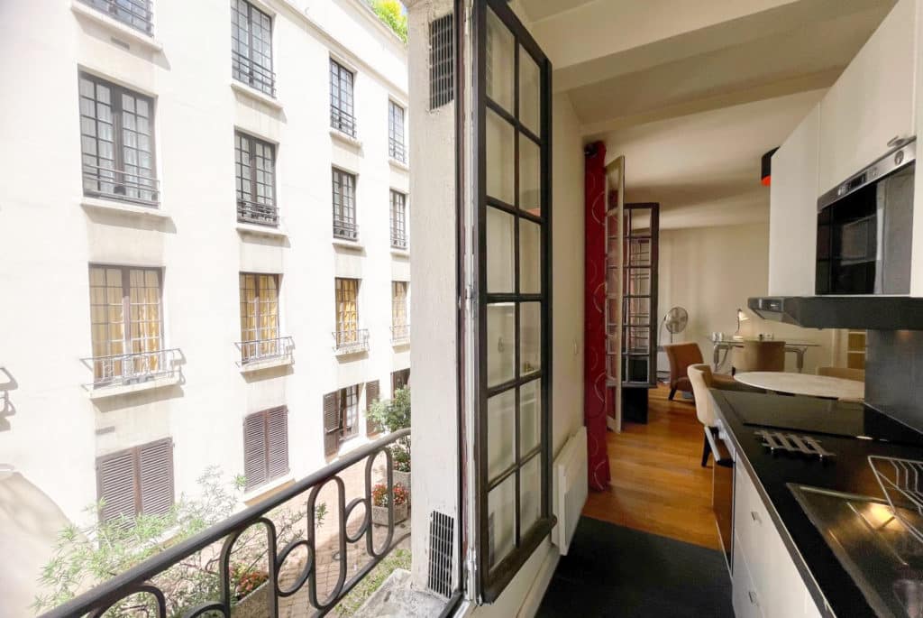 Location Appartement Meublé - 2 pièces - 45 m² - Invalides - 75007 Paris - 107404-7