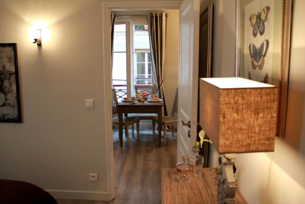 Location Appartement Meublé - 2 pièces - 40m² - Champ de Mars- 75007 Paris -107539-31