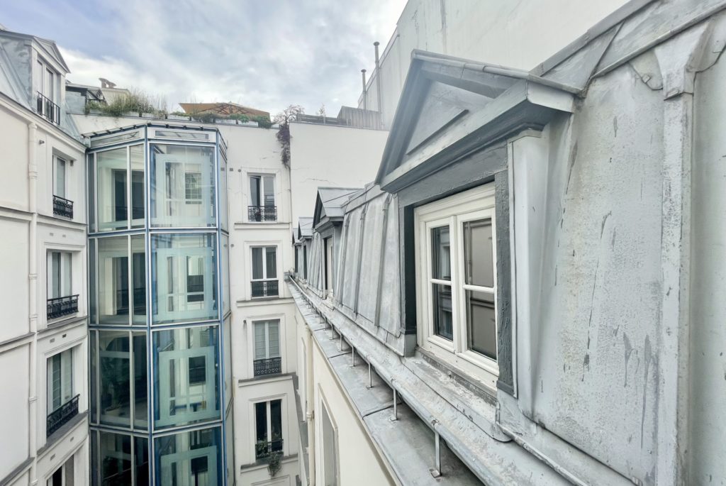Location Appartement Meublé - 2 pièces - 42 m² - Elysées - Madeleine - 75008 Paris - 108055-12