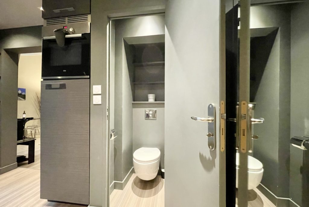 Location Appartement Meublé - 2 pièces - 42 m² - Elysées - Madeleine - 75008 Paris - 108055-21
