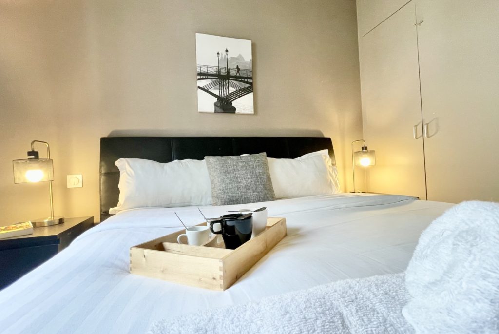 Location Appartement Meublé - 2 pièces - 42 m² - Elysées - Madeleine - 75008 Paris - 108055-17