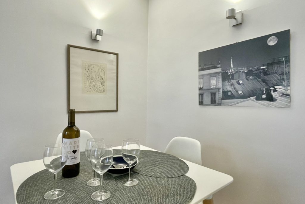 Location Appartement Meublé - 2 pièces - 32 m² - Grands Boulevards - Lafayette - 75009 Paris - 109052-7