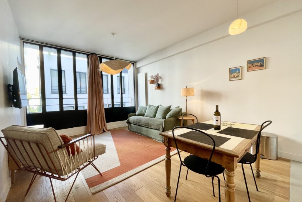Location Appartement Meublé - 2 pièces - 35 m² - Marais - Bastille - 75011 Paris - 111154