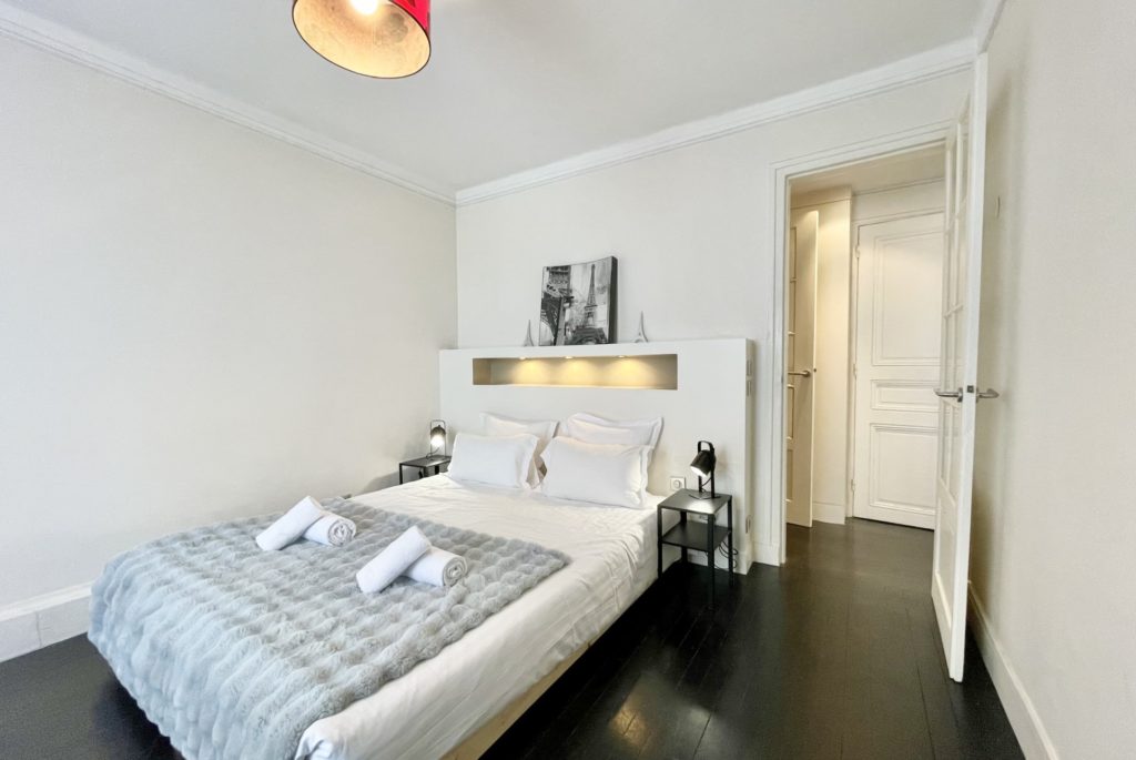 Location Appartement Meublé - 2 pièces - 55 m² - Etoile - Trocadéro - 75116 Paris - 116131-27
