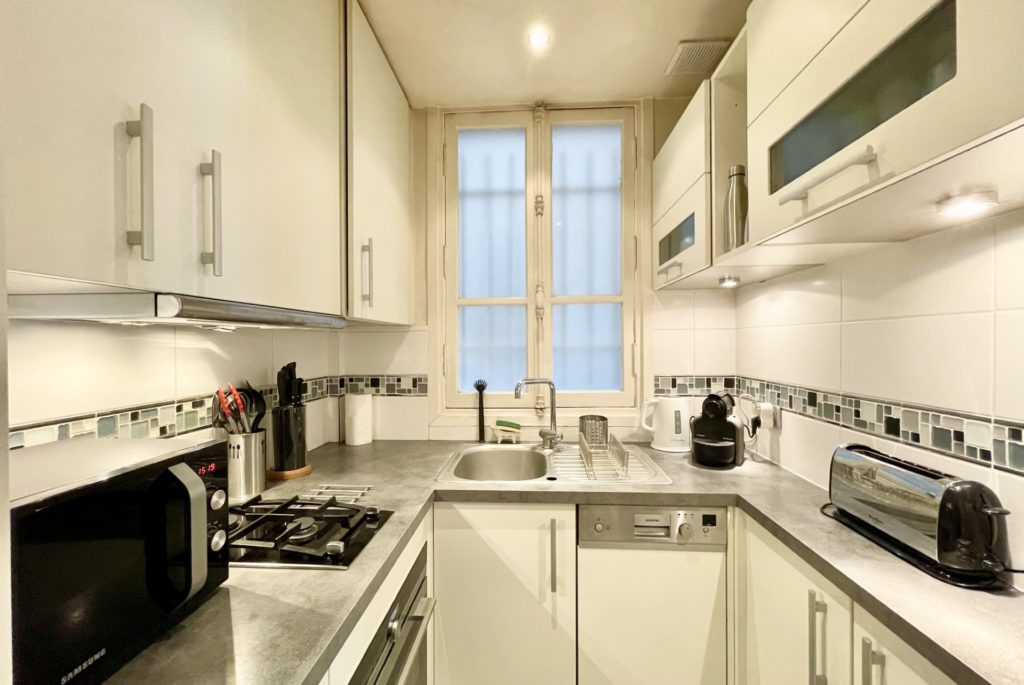 Location Appartement Meublé - 2 pièces - 55 m² - Etoile - Trocadéro - 75116 Paris - 116131-18