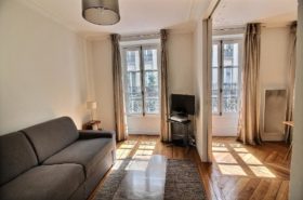 Furnished apartment - 2 rooms - 51 sqm - Batignolles - Fourche - 75017 Paris - 117252