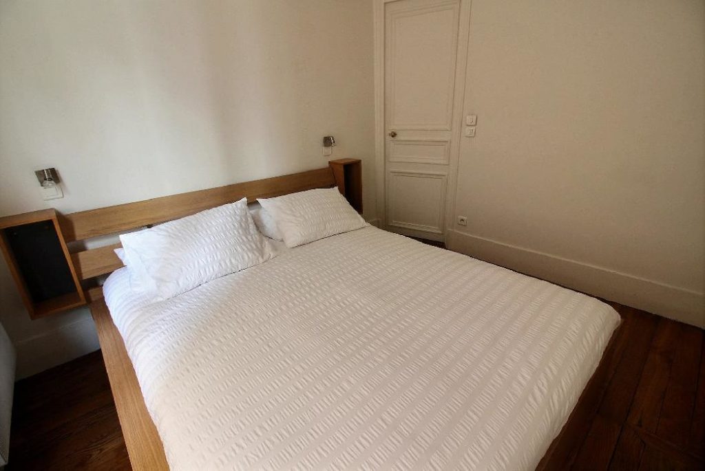 Furnished apartment - 2 rooms - 51 sqm - Batignolles - Fourche - 75017 Paris - 117252-20