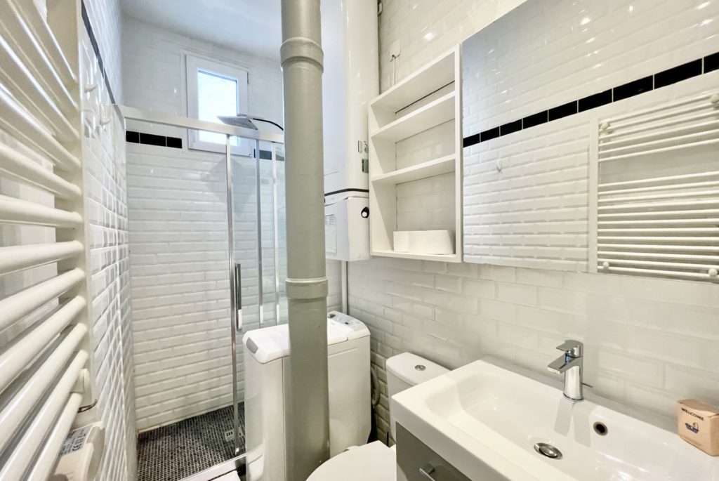 Location Appartement Meublé - 2 pièces - 50 m² - Montmartre - Pigalle - 75018 Paris - 118099-17