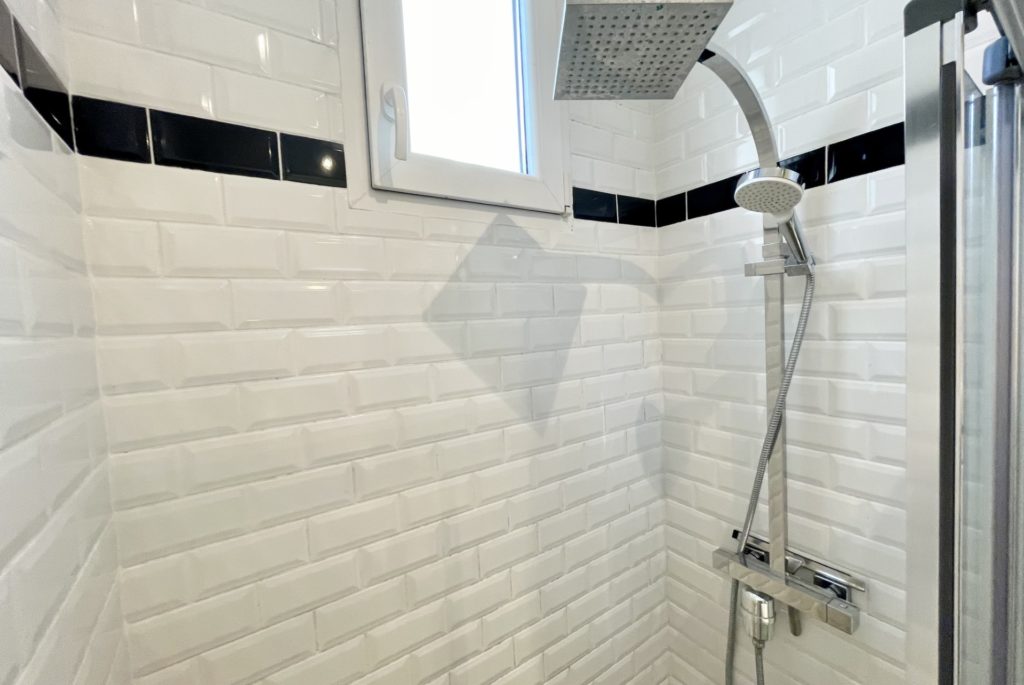 Location Appartement Meublé - 2 pièces - 50 m² - Montmartre - Pigalle - 75018 Paris - 118099-18
