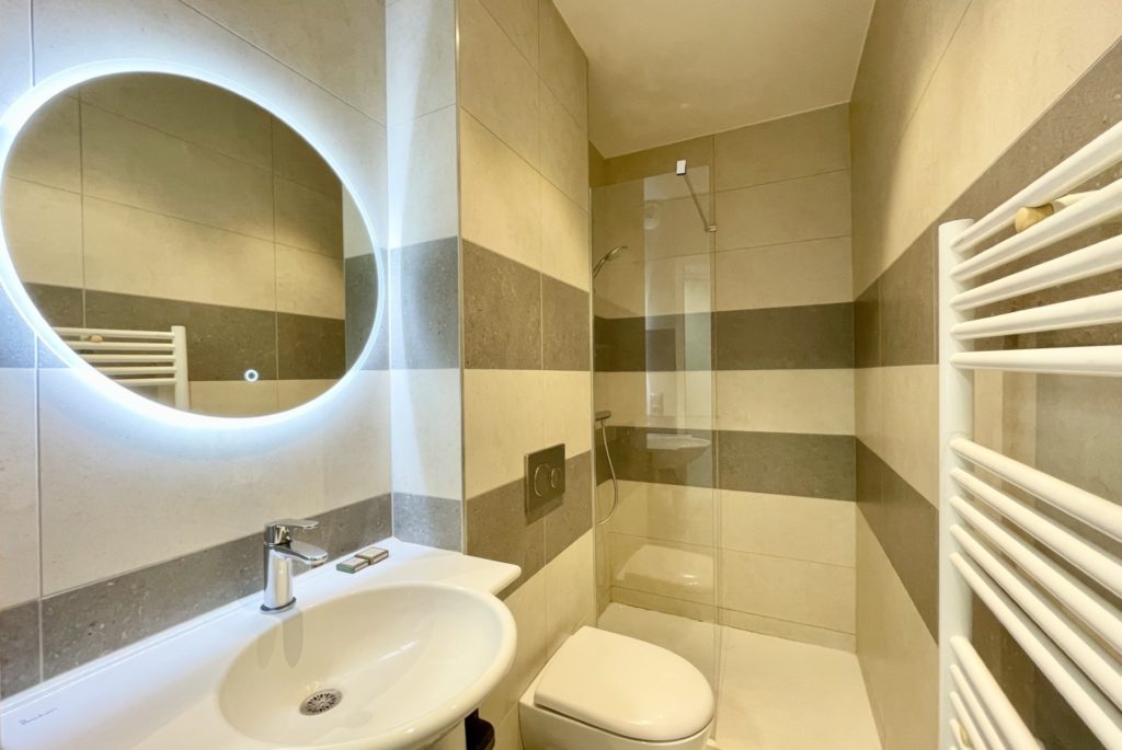 Location Appartement Meublé - 2 pièces - 30 m² - Montmartre - Pigalle - 75018 Paris - 118921-12