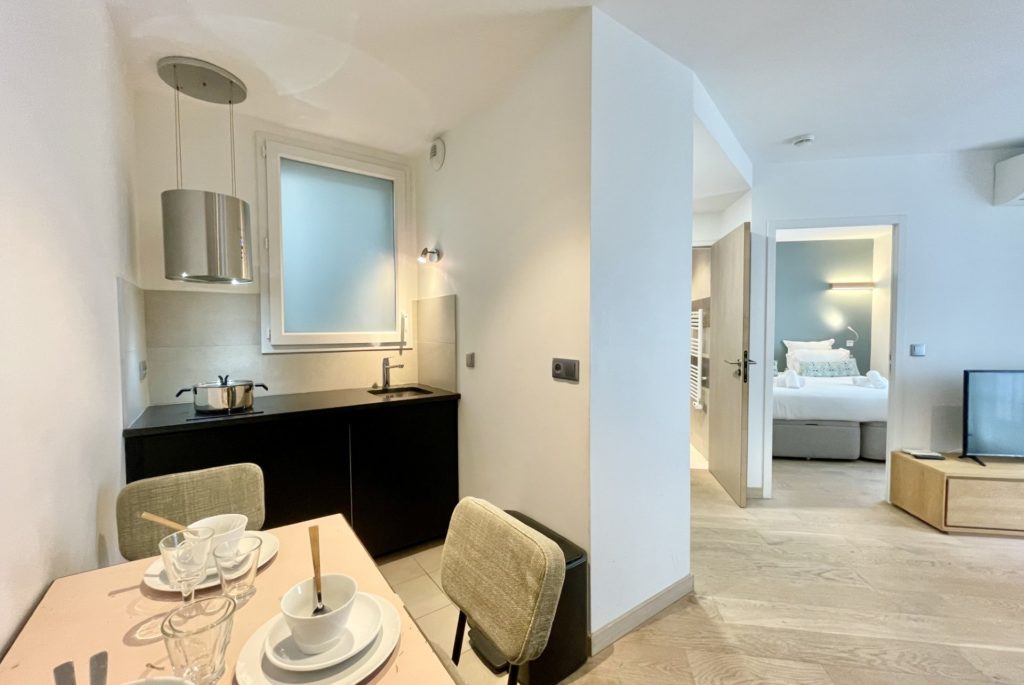 Location Appartement Meublé - 2 pièces - 30 m² - Montmartre - Pigalle - 75018 Paris - 118921-8