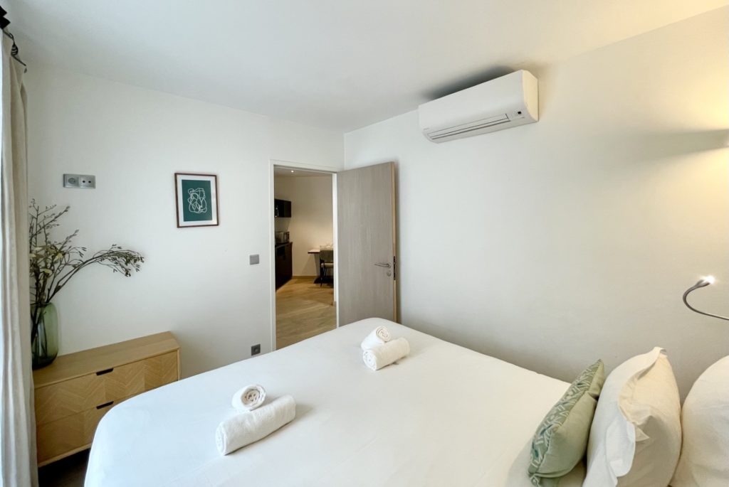 Location Appartement Meublé - 2 pièces - 30 m² - Montmartre - Pigalle - 75018 Paris - 118921-11