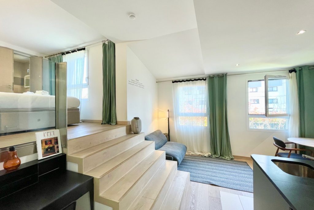 Location Appartement Meublé - 2 pièces - 34 m² - Montmartre - Pigalle - 75018 Paris - 118942