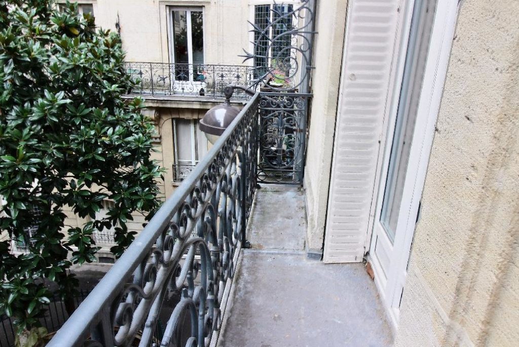 Location Appartement Meublé - 2 pièces - 50 m² - Montmartre - Pigalle - 75018 Paris - 118099-9