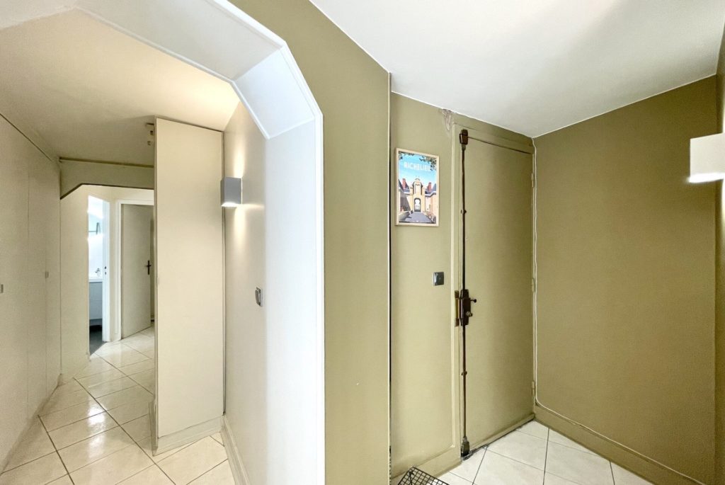 Location Appartement Meublé - 63.18 m² - 2 pièces - 75001 Paris - 101022 - 392766012612