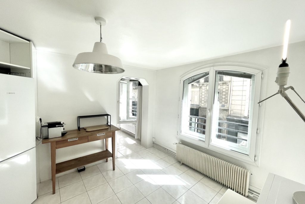 Location Appartement Meublé - 63.18 m² - 2 pièces - 75001 Paris - 101022 - 392798390518