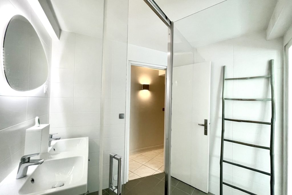 Location Appartement Meublé - 63.18 m² - 2 pièces - 75001 Paris - 101022 - 392798390519