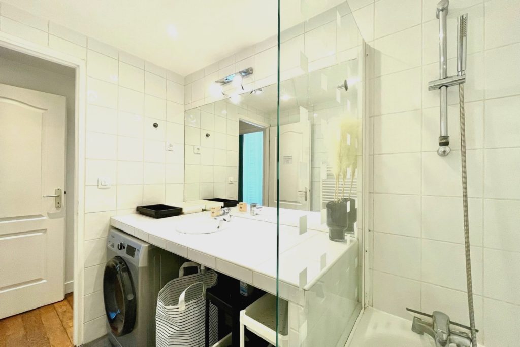 appartement-2pieces-75001-a-Paris-101202-345360567530