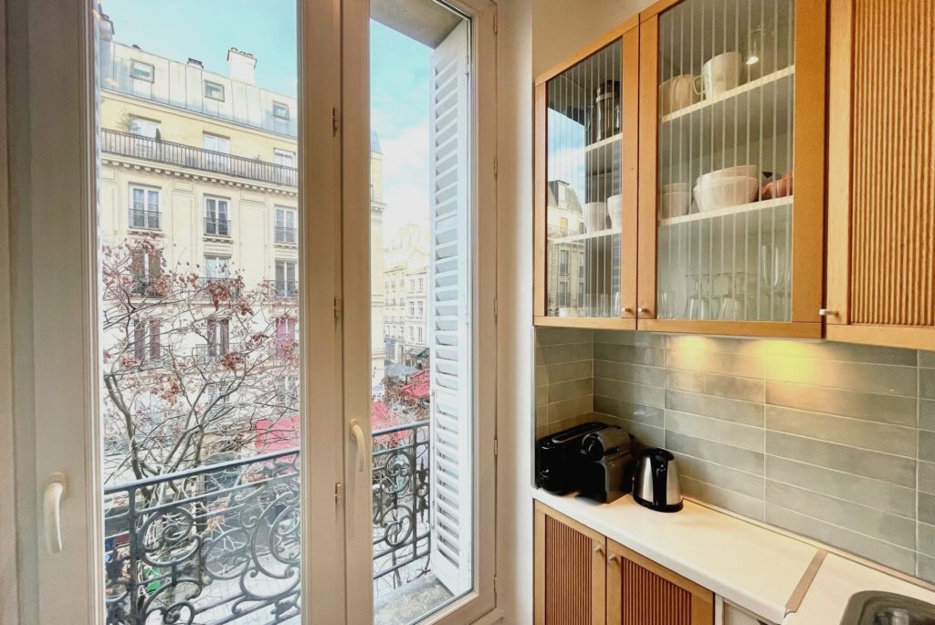 appartement-2pieces-75001-a-Paris-101202-345360567545