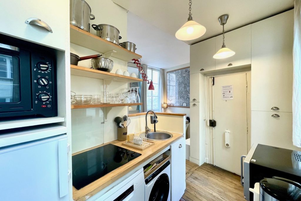 Location Appartement Meublé - 35.04 m² - 2 pièces - 75001 Paris - 101551 - 444093985978